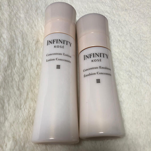 Infinity(インフィニティ)のインフィニティ  コンセントレートローションⅢ コンセントレートエマルジョンⅢ コスメ/美容のスキンケア/基礎化粧品(化粧水/ローション)の商品写真