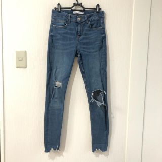 ザラ(ZARA)のZARA スキニージーンズ ダメージデニム(スキニーパンツ)