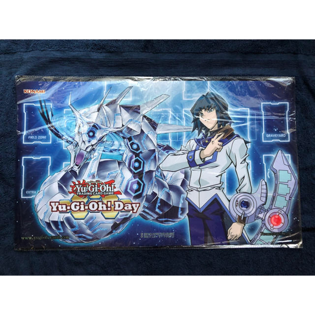 遊戯王 サイバー・ドラゴン・ズィーガー 藤丸亮 プレイマット