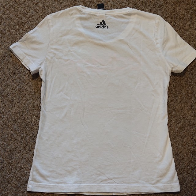 adidas(アディダス)のadidas Tシャツ レディースのトップス(Tシャツ(半袖/袖なし))の商品写真