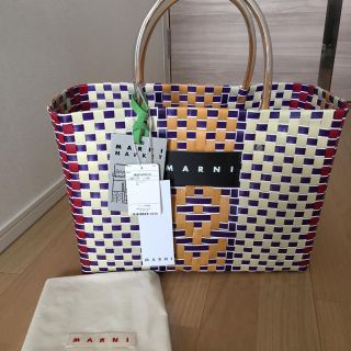 Marni - マルニ マルニフラワーカフェ ピクニックバッグ ワインの通販 ...