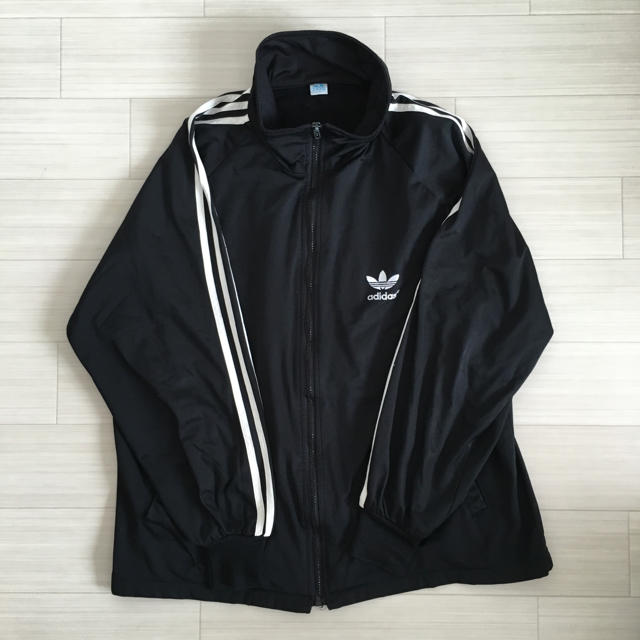 adidas(アディダス)のadidas 3strips ジャージ メンズのトップス(ジャージ)の商品写真