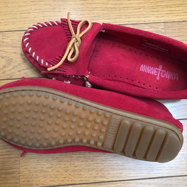 Minnetonka(ミネトンカ)のモカシン レディースの靴/シューズ(スリッポン/モカシン)の商品写真