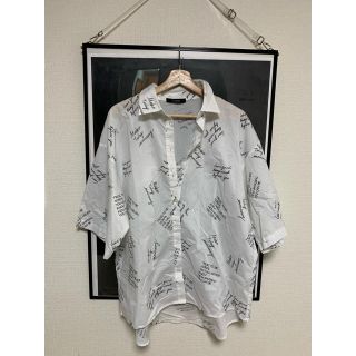 ダブルクローゼット(w closet)のwcloset オーバーサイズシャツ　総柄　韓国(シャツ)