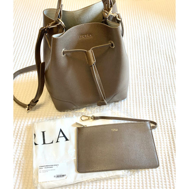 専用　美品☆フルラ ステイシー FURLA STACY カラー:ダイノ