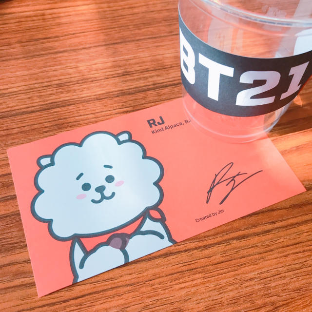 防弾少年団(BTS)(ボウダンショウネンダン)のBT21 RJ サイン入りカード エンタメ/ホビーのタレントグッズ(アイドルグッズ)の商品写真