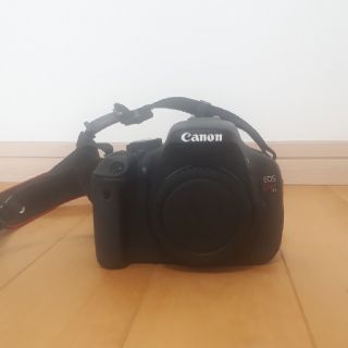 キヤノン(Canon)のEOS Kissx5(デジタル一眼)