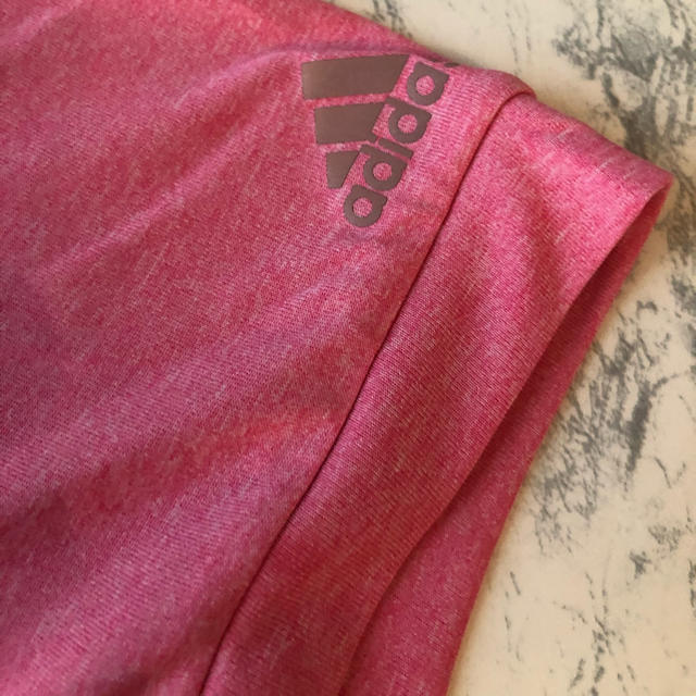 adidas(アディダス)の新品タグ付けアディダスティシャツ メンズのトップス(Tシャツ/カットソー(半袖/袖なし))の商品写真