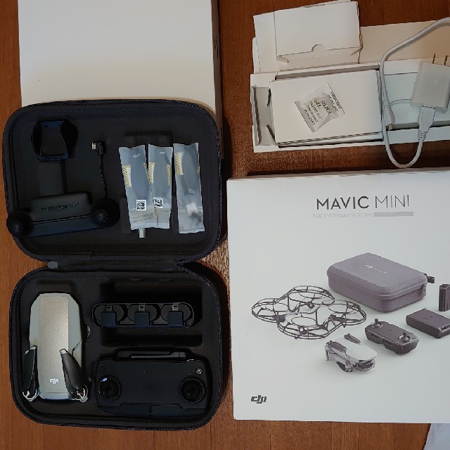 DJI MAVIC MINI マビックミニ FLY MORE COMBOの通販 s&# ラクマ 【当店 ...