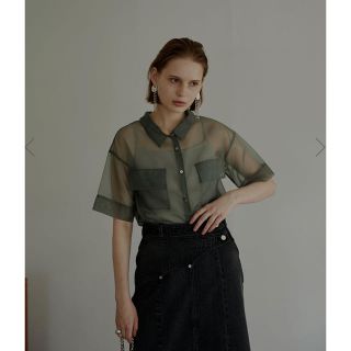 アメリヴィンテージ(Ameri VINTAGE)のAIRY ORGANDIE SHIRT(シャツ/ブラウス(半袖/袖なし))