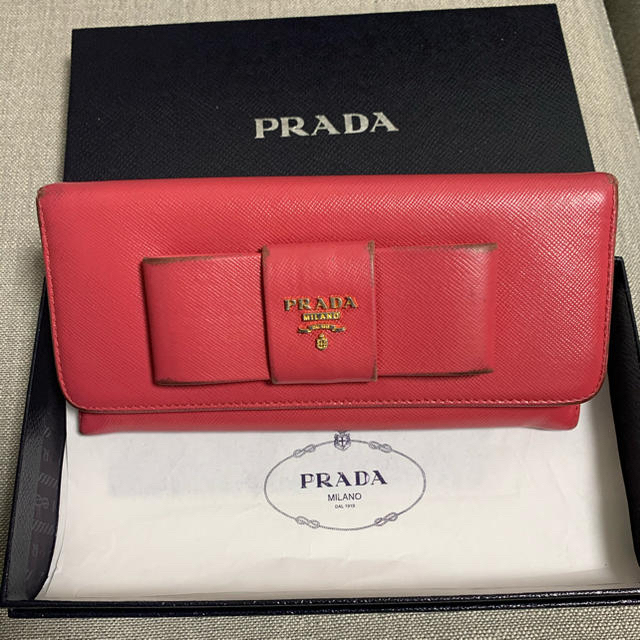 PRADA(プラダ)の【dinner様専用】PRADA サフィアーノ　財布 レディースのファッション小物(財布)の商品写真