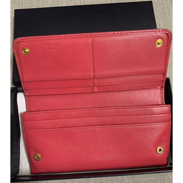 PRADA(プラダ)の【dinner様専用】PRADA サフィアーノ　財布 レディースのファッション小物(財布)の商品写真