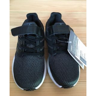 アディダス(adidas)のadidasスニーカー(スニーカー)