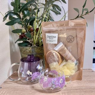 ローラアシュレイ(LAURA ASHLEY)の【総額4,000円相当】Laura Ashley ティーセット　バスセット付(食器)