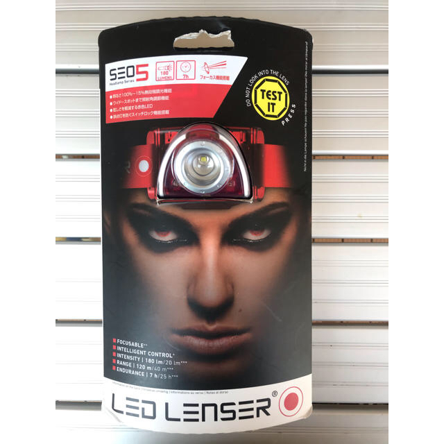 LEDLENSER(レッドレンザー)の新品　レッドレンザー　ヘッドランプ  レッド スポーツ/アウトドアのアウトドア(ライト/ランタン)の商品写真