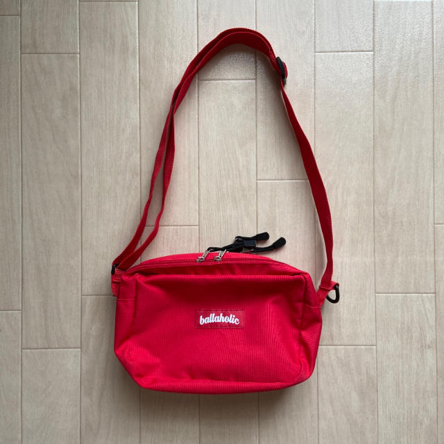 【美品】CITY Shoulder Bag (red) スポーツ/アウトドアのスポーツ/アウトドア その他(バスケットボール)の商品写真