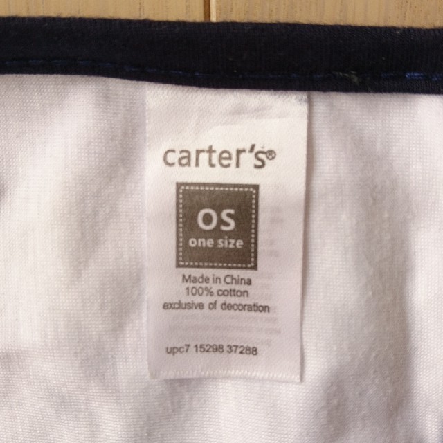 carter's(カーターズ)のスタイ よだれ掛け 蝶ネクタイ 男の子 キッズ/ベビー/マタニティのこども用ファッション小物(ベビースタイ/よだれかけ)の商品写真