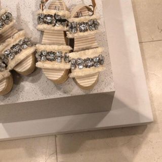 ザラ(ZARA)のZARA 厚底サンダル　23.5(サンダル)