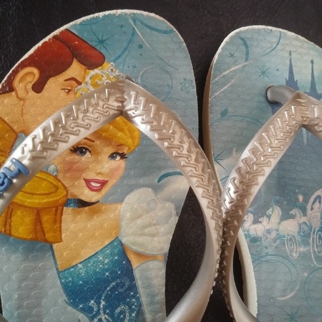 havaianas(ハワイアナス)のハワイアナス キッズ/ベビー/マタニティのキッズ靴/シューズ(15cm~)(サンダル)の商品写真