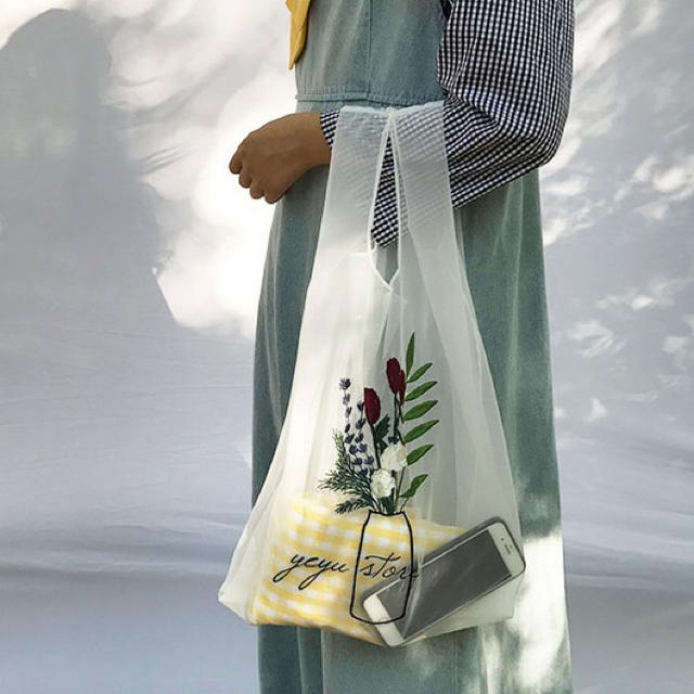 年末セール★シースルーバック　花柄　バック　韓国　オーガンジー　エコバック レディースのバッグ(トートバッグ)の商品写真