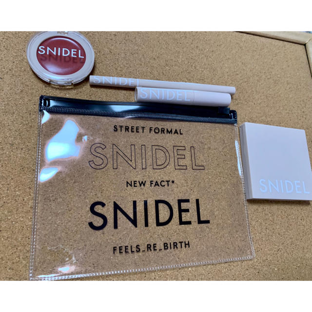 SNIDEL(スナイデル)のSNIDEL コスメセット コスメ/美容のキット/セット(コフレ/メイクアップセット)の商品写真