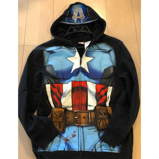 MARVEL(マーベル)のキャプテンアメリカ　パーカー　MARVEL ジュニアXL キッズ/ベビー/マタニティのキッズ服男の子用(90cm~)(ジャケット/上着)の商品写真