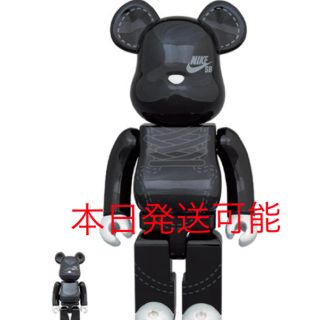 ナイキ(NIKE)のBE@RBRICK NIKE SB 2020 BLACK 100％ & 400％(キャラクターグッズ)