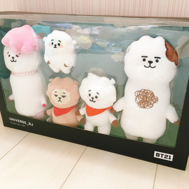 ♡ 公式 BT21× LINE FRIENDS RJ スタンディングドール ♡ 1