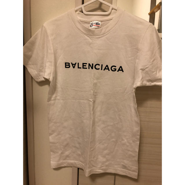 Balenciaga(バレンシアガ)のバレンシアガ　Tシャツ レディースのトップス(Tシャツ(半袖/袖なし))の商品写真