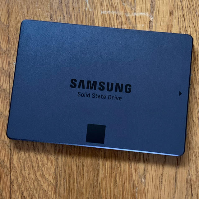 SAMSUNG(サムスン)のSamsung SSD 250GB スマホ/家電/カメラのPC/タブレット(PCパーツ)の商品写真