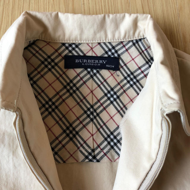 BURBERRY(バーバリー)のBurberry 80cm キッズ/ベビー/マタニティのベビー服(~85cm)(ジャケット/コート)の商品写真