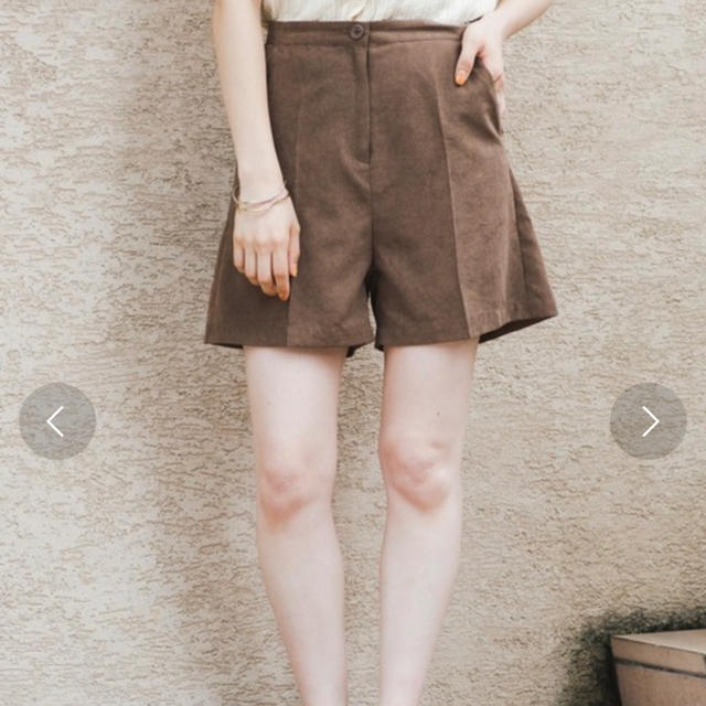 Kastane(カスタネ)のカスタネ  フェイクスエード ショートパンツ レディースのパンツ(ショートパンツ)の商品写真