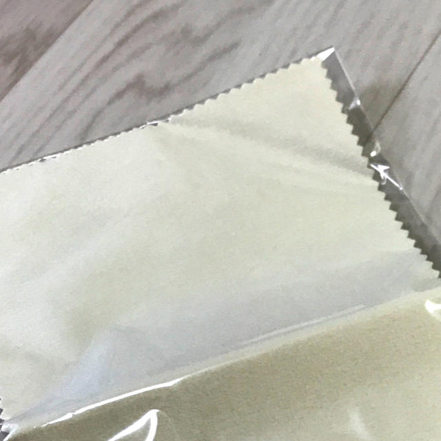 ete 【未開封】ete アクセサリー磨き専用クロス(リネットクリーン)の通販 by Mii 新品えて ete リネットクリーン 金属クリーニングクロス 金属磨きクロス