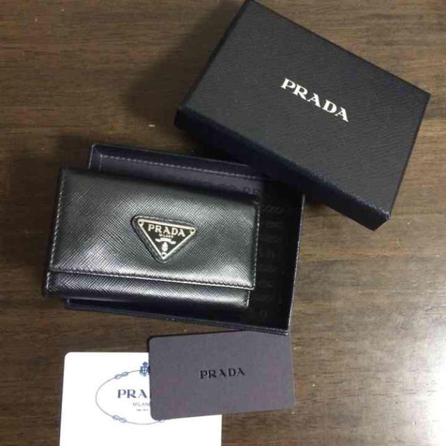 PRADA(プラダ)の美品✨プラダ キーケース 箱付 正規品 メンズのファッション小物(キーケース)の商品写真