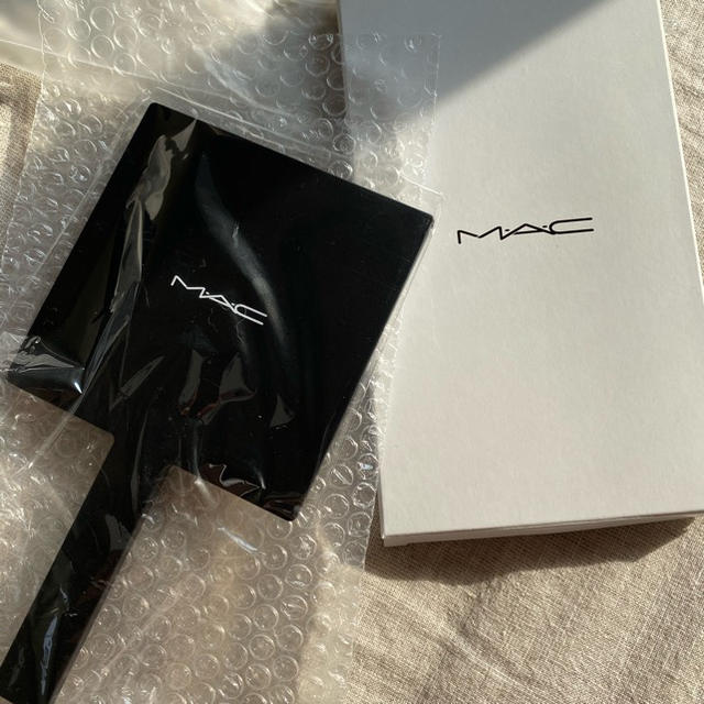 MAC(マック)のMAC ポーチ ミラー　ノベルティ コスメ/美容のベースメイク/化粧品(その他)の商品写真