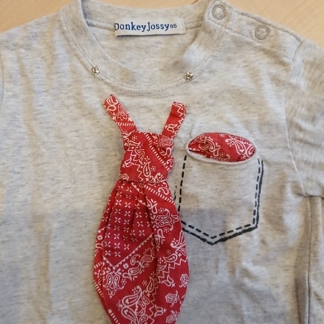 Donkey Jossy(ドンキージョシー)のDonkey Jossy 長袖Tシャツ 95㌢ カットソー ネクタイつき キッズ/ベビー/マタニティのキッズ服男の子用(90cm~)(Tシャツ/カットソー)の商品写真