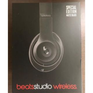 ビーツバイドクタードレ(Beats by Dr Dre)のbeats studio wireless 限定カラーマットブラック　付属品完備(ヘッドフォン/イヤフォン)