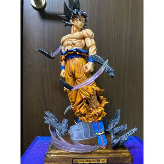 バンダイ(BANDAI)のドラゴンボール　フィギュア 孫悟空　２次元　身勝手の極意　リペイント　一品物(アニメ/ゲーム)