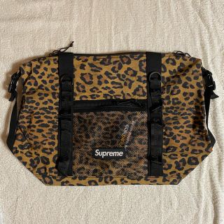 新品　Supreme Zip Tote leopard