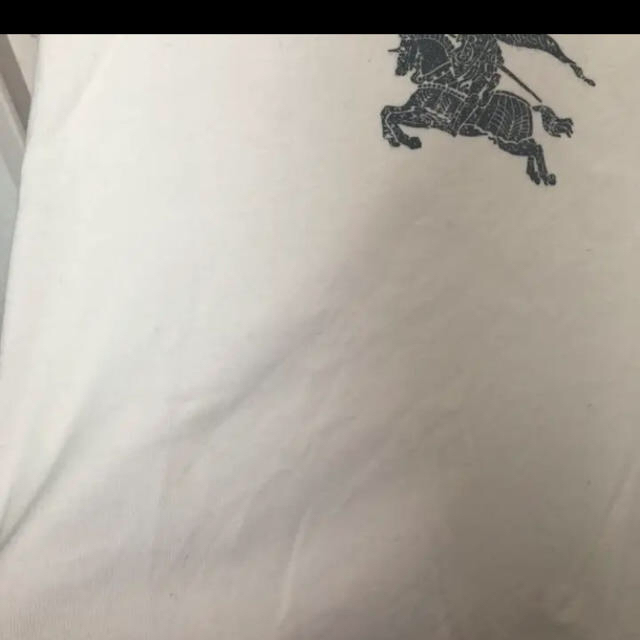 BURBERRY(バーバリー)のBURBERRY ロゴ入り ホワイトtシャツ パフスリーブ レディースのトップス(Tシャツ(半袖/袖なし))の商品写真