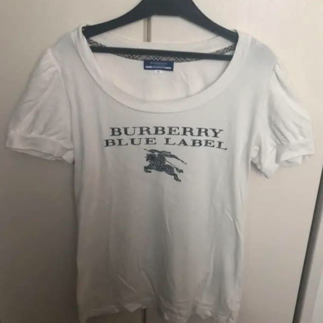 BURBERRY(バーバリー)のBURBERRY ロゴ入り ホワイトtシャツ パフスリーブ レディースのトップス(Tシャツ(半袖/袖なし))の商品写真
