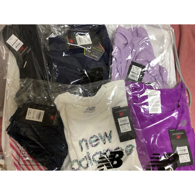 New Balance(ニューバランス)の6点セットまとめ売り レディースのトップス(Tシャツ(半袖/袖なし))の商品写真