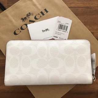 COACH コーチ×ディズニー　ミッキーマウス　二つ折り財布　日本限定