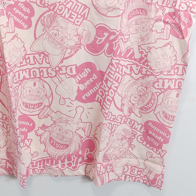 新品  アラレちゃん 総柄 ピンク 3L Tシャツ 人気 メンズのトップス(Tシャツ/カットソー(半袖/袖なし))の商品写真