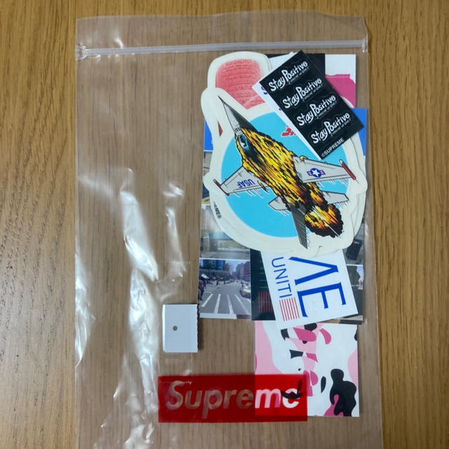 シュプリーム supreme  ステッカーセット