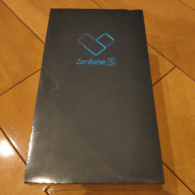 新品未開封 Asus ZenFone 5 (ZE620KL) Global版
