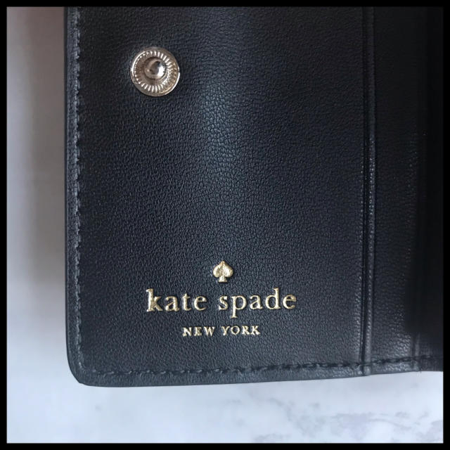 kate spade new york(ケイトスペードニューヨーク)の【新品】katespade ケイトスペード　財布　ミニウォレット レディースのファッション小物(財布)の商品写真