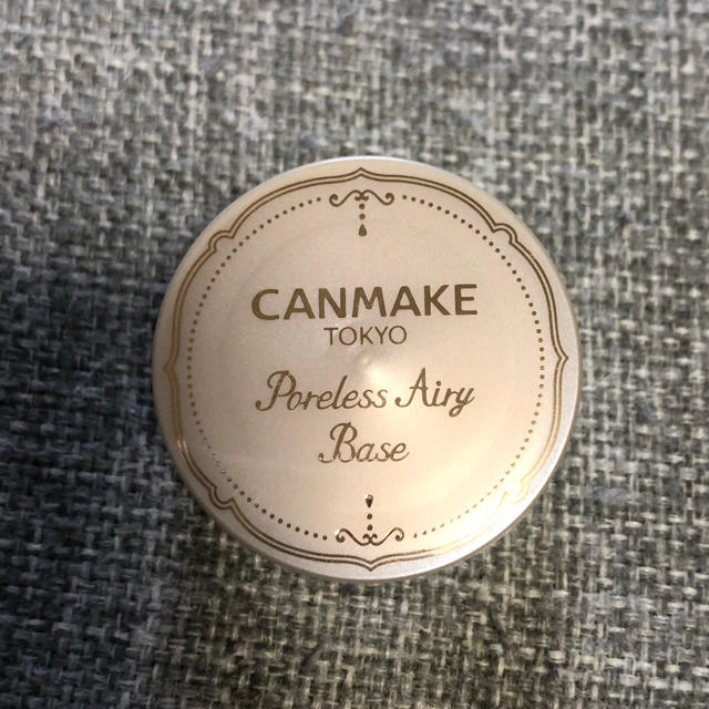 CANMAKE(キャンメイク)のCANMAKE ポアレスエアリーベース　01 コスメ/美容のベースメイク/化粧品(化粧下地)の商品写真