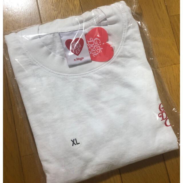 GDC(ジーディーシー)のGirls Don’t Cry tシャツ メンズのトップス(Tシャツ/カットソー(半袖/袖なし))の商品写真