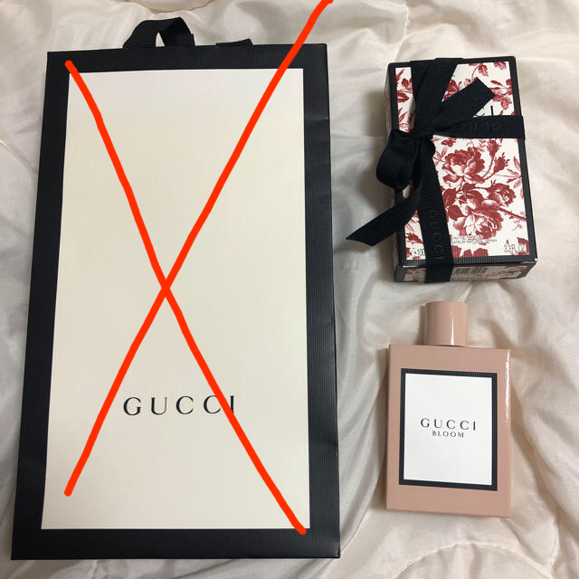 Gucci(グッチ)のGUCCI BLOOM オードパルファム　100ml コスメ/美容の香水(香水(女性用))の商品写真